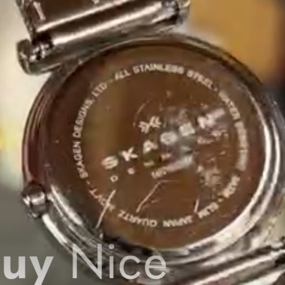 SKAGEN WATCH STAINLESS STEEL with CRYSTAL MARKERS MADE IN DENMARK - Picture 6 of 7